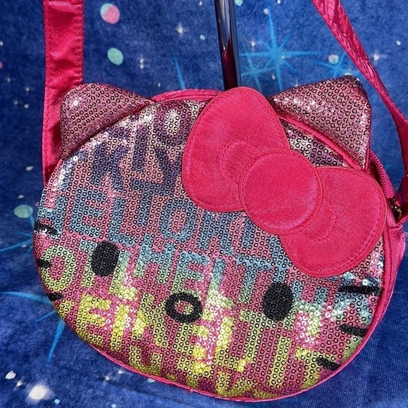Hello Kitty Sanrio 2012 Pink Sequin Satin Face Bag Purse - Picture 7 of 16
